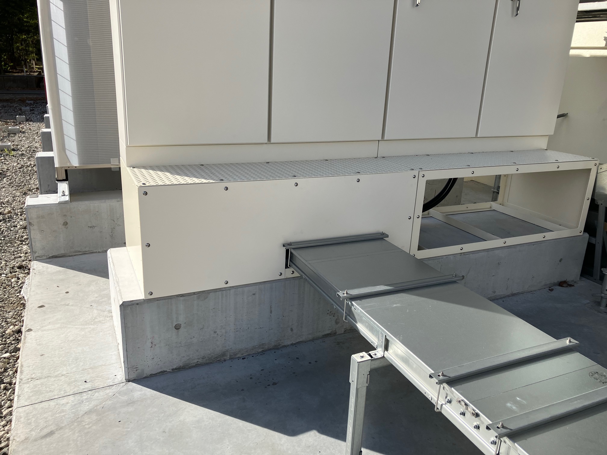 某運動施設 盤ベース