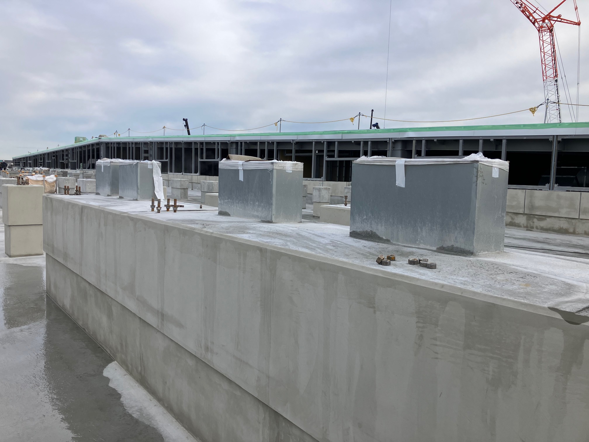 某工場 スタイロフォーム付貫通枠