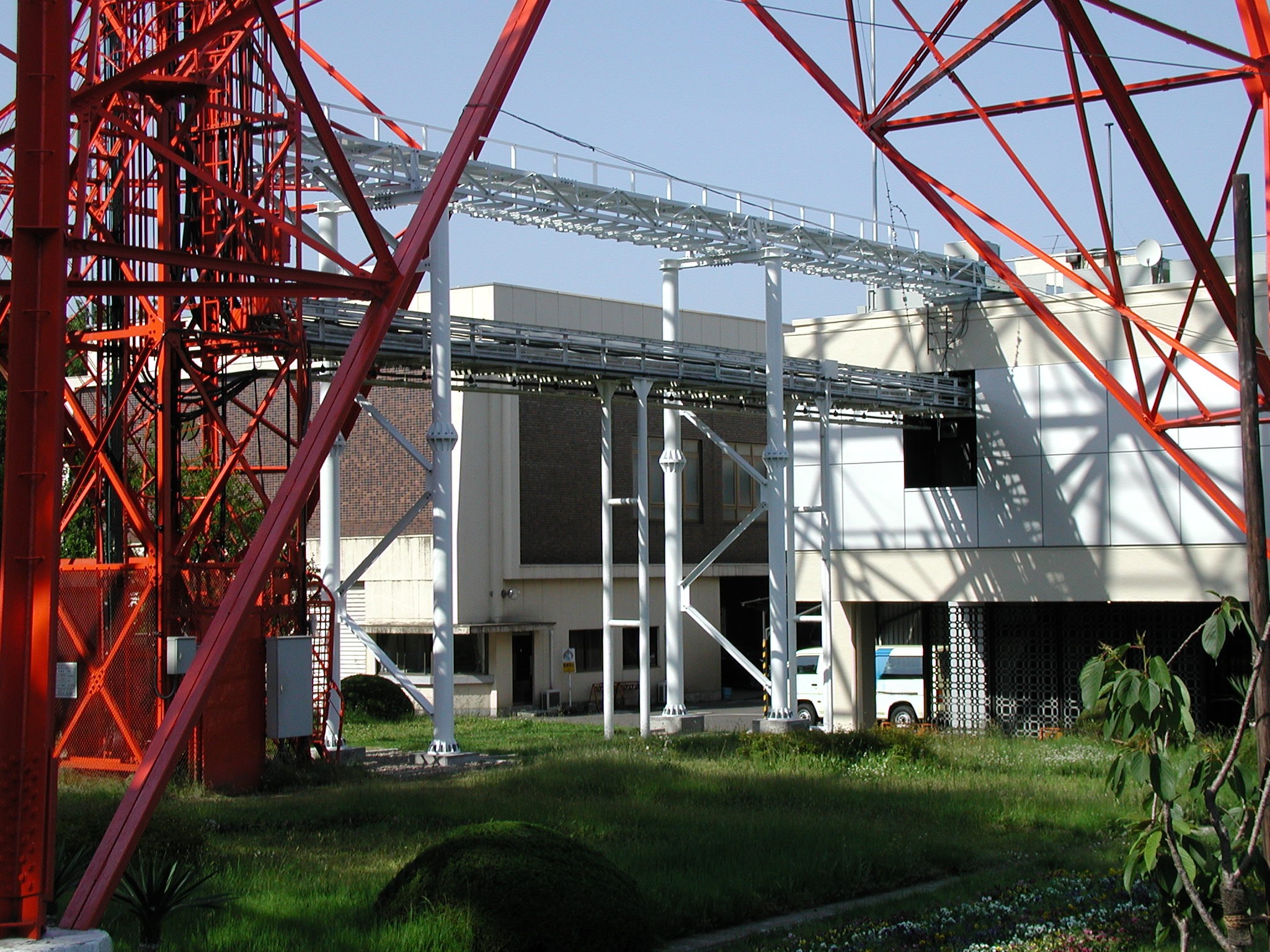 ケーブルラダー